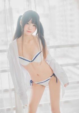 女大学生的沙龙室在线观看